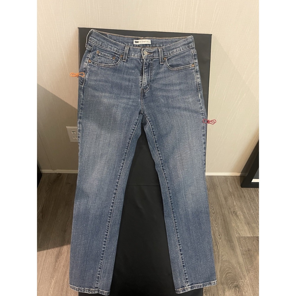Levi's 505 Jeans Women's Size 10 Medium Wash Blue Denim Straight Leg Faded Baggy